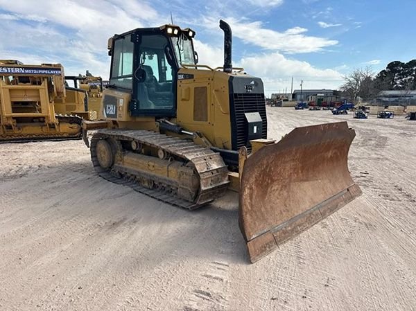 CAT Bulldozers JMX10556