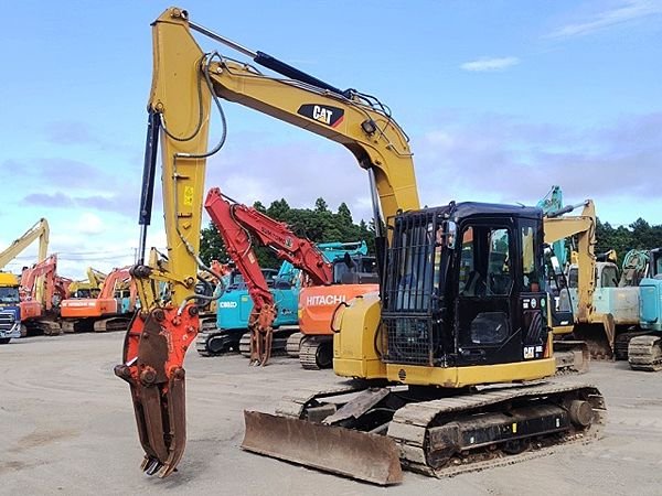CAT Excavators JMX10741