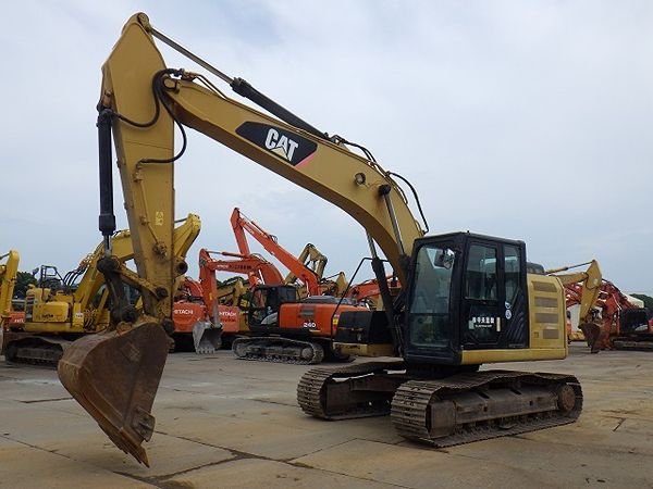 CAT Excavators JMX10806