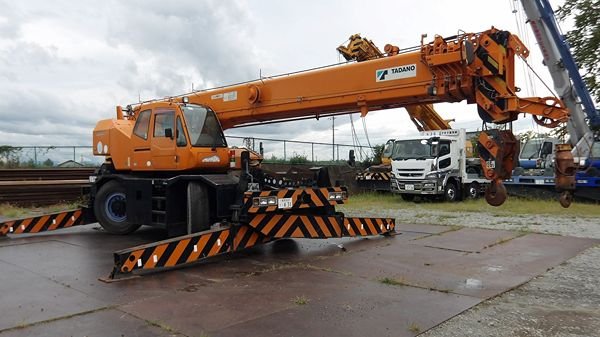 TADANO Rough Terrain Cranes JMX11683