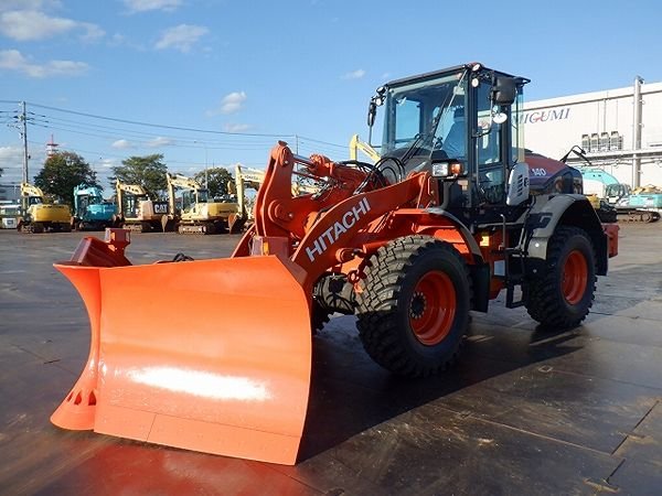 HITACHI ZW140-6